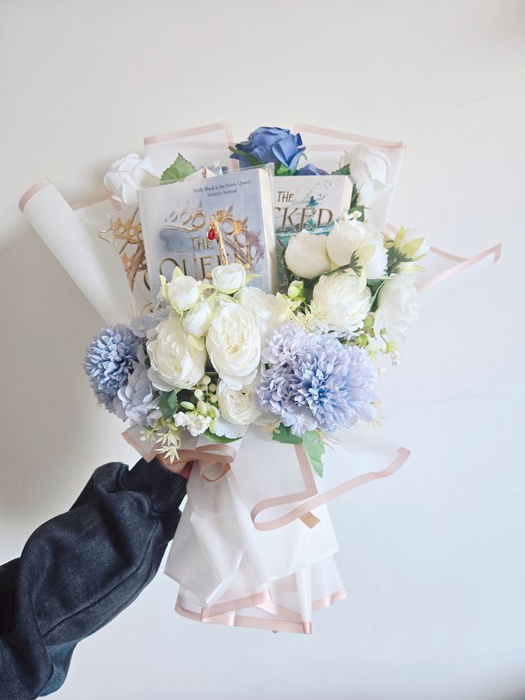 Ivory Bloom Bouquet